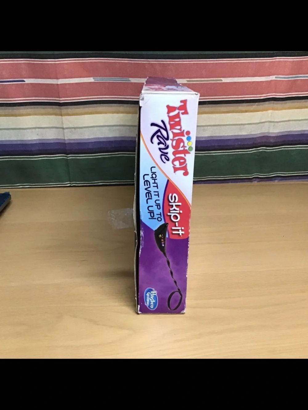 Hasbro Twister Rave Skip It A7092 Light Up Rave Ring 2012 Takes 3 AA Batt. NEW